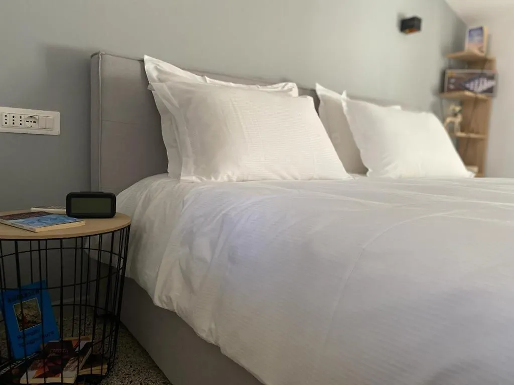 Jonexh Apartments تيرانا
