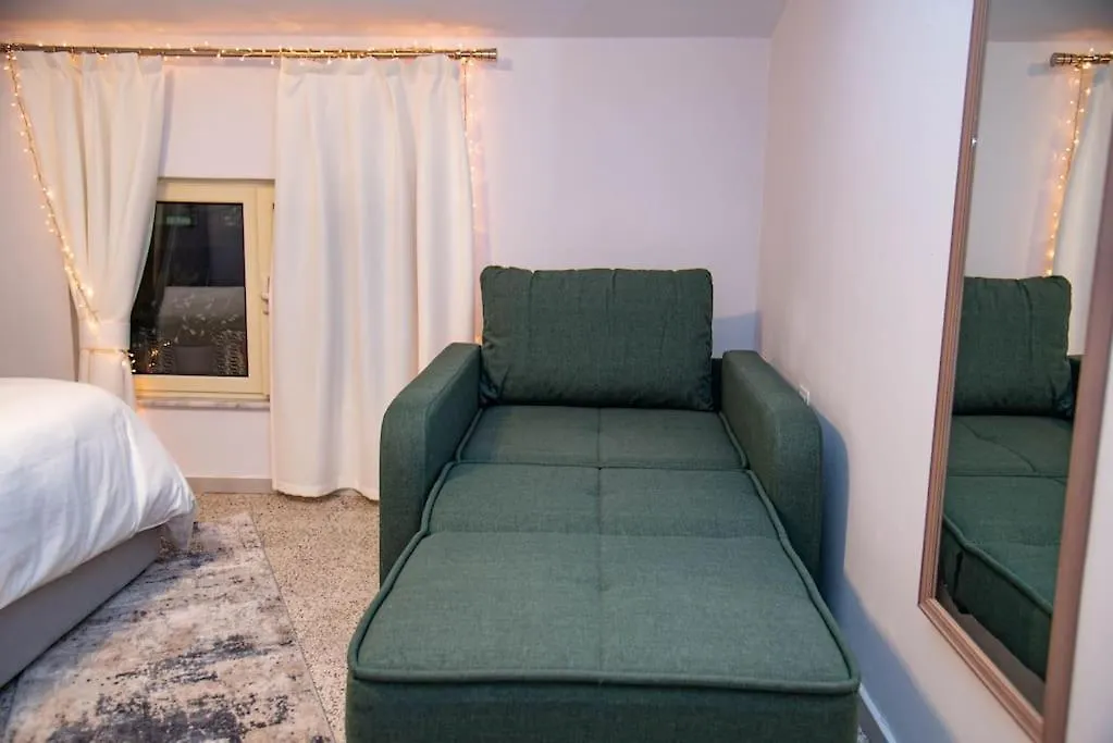 Jonexh Apartments تيرانا